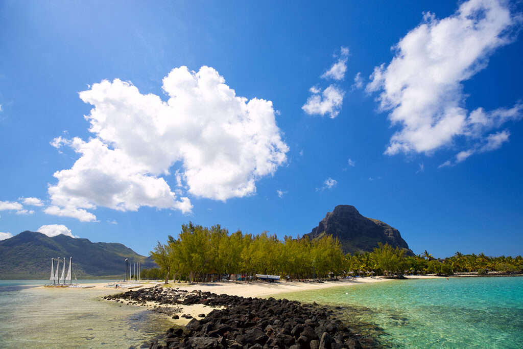 Ad Astra Mauritius is a surprising French speaking country